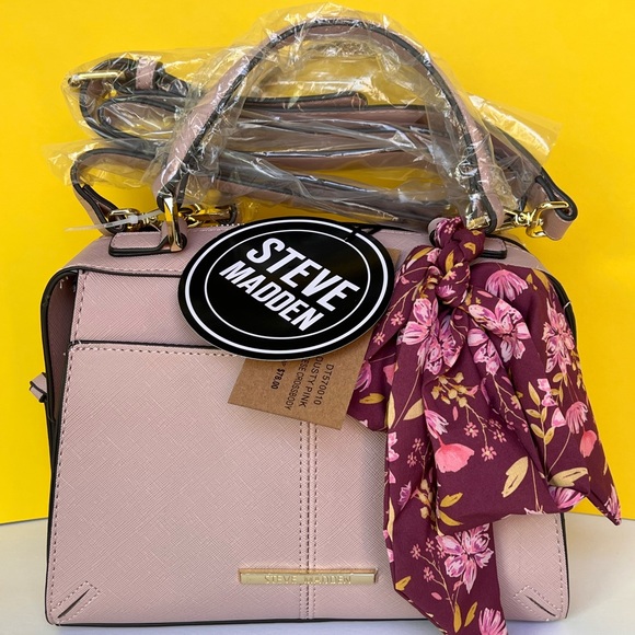 Steve Madden Bags Steve Madden Breese Crossbody Bag Color Blush